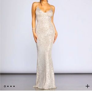 Windsor Teagan Sequin Gown in Gold